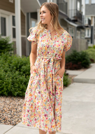Short puff sleeve floral dress