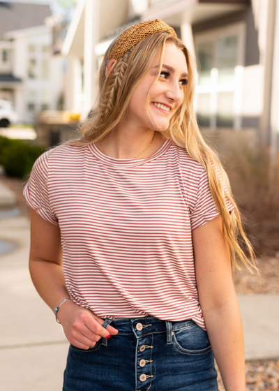 Mauve stripe top with short sleeves