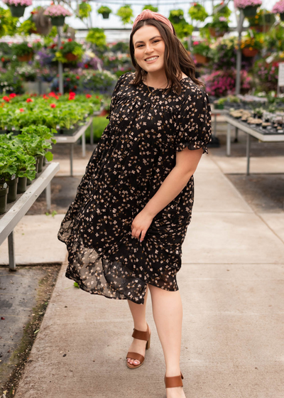 Short sleeve black floral midi dress