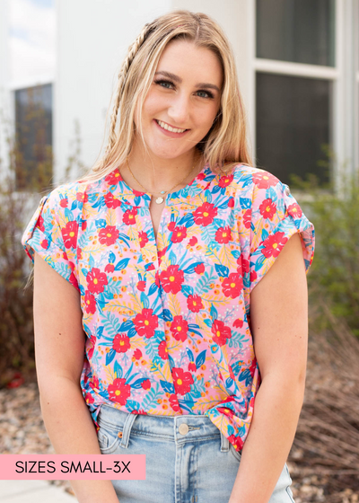 Blush multi floral top with short sleeves