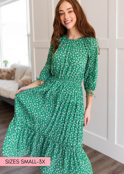 Green tiered dress with 3/4 sleeves