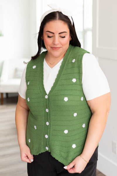 Plus size green knitted sweater with white daisies