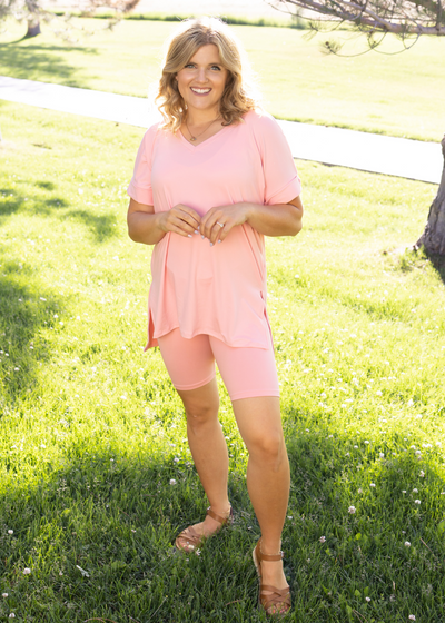 Short sleeve pink set with biker shorts