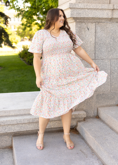 Short sleeve plus size coral dress