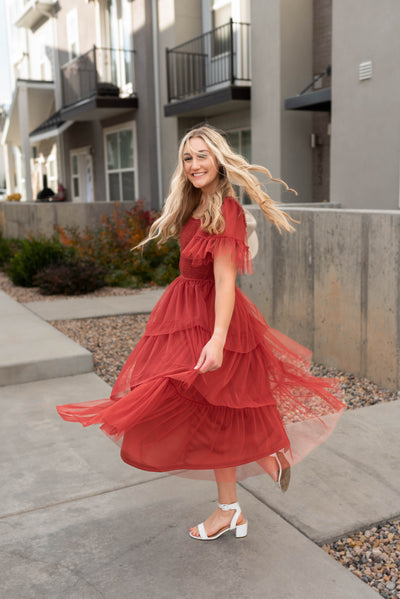 Short sleeve rust ruffle mesh dress