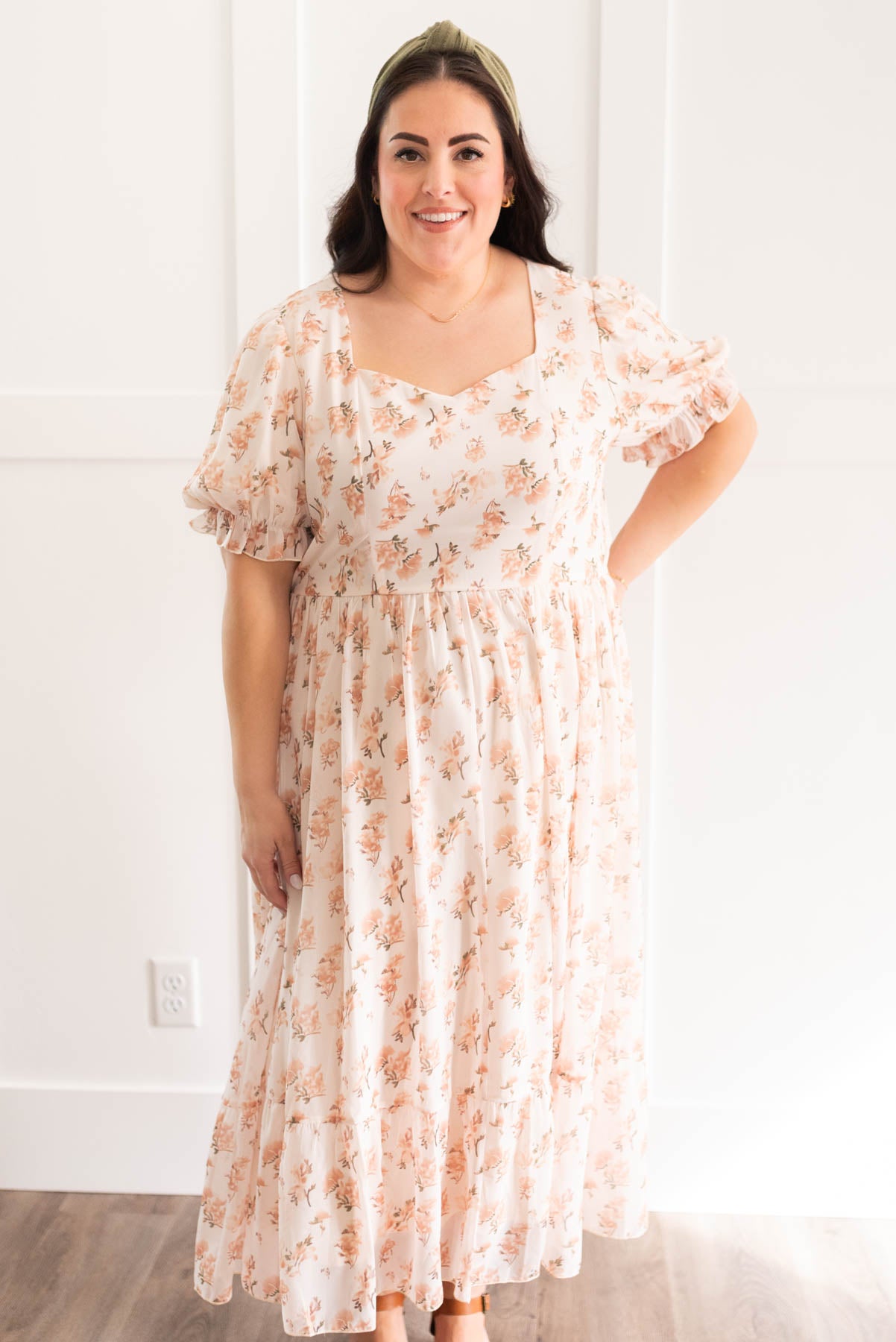 Plus size cream floral dress with sweetheart neckline
