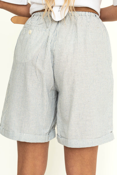 Back view of chambray shorts with a cuff.