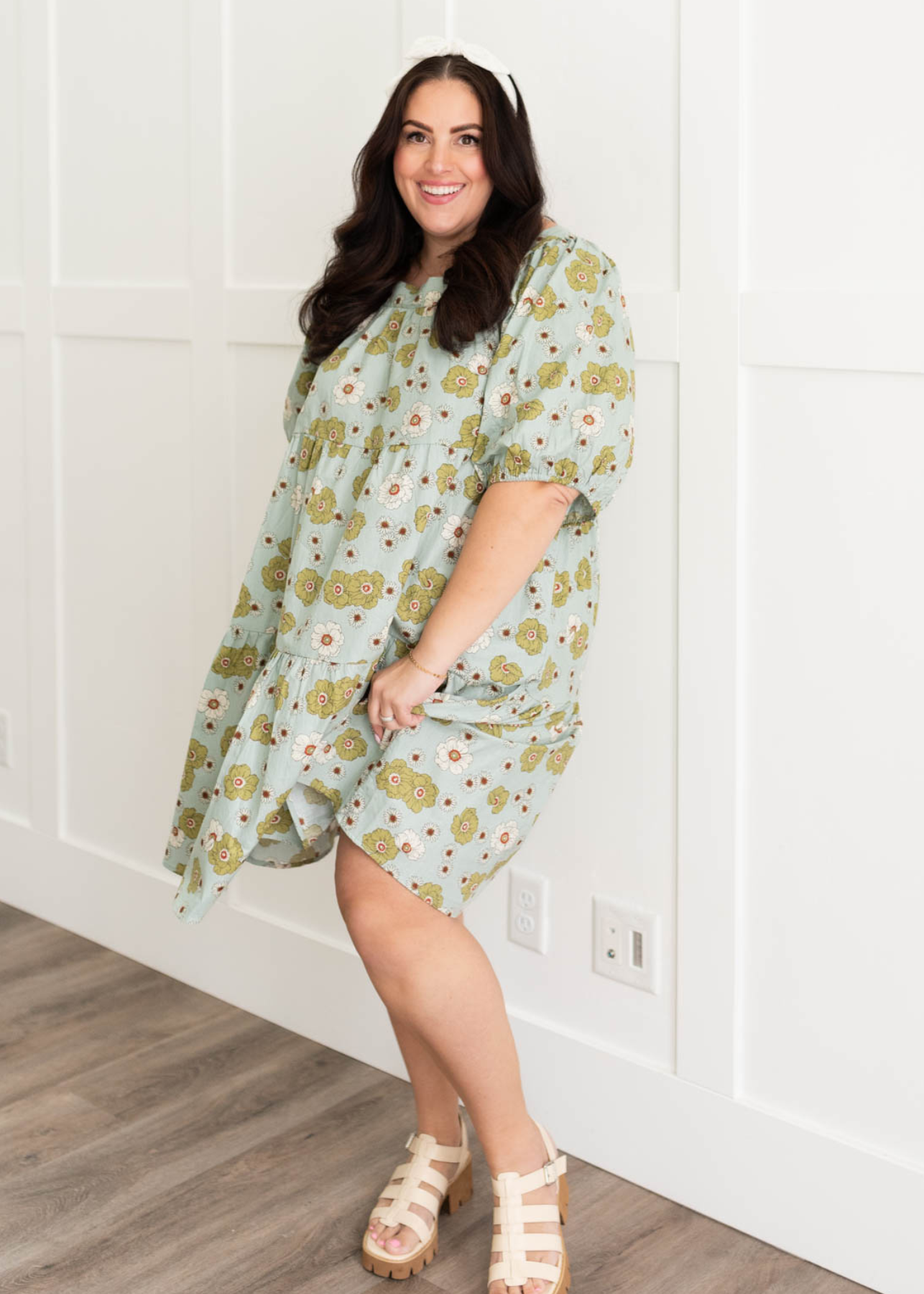 Plus size sage floral dress with short sleeves