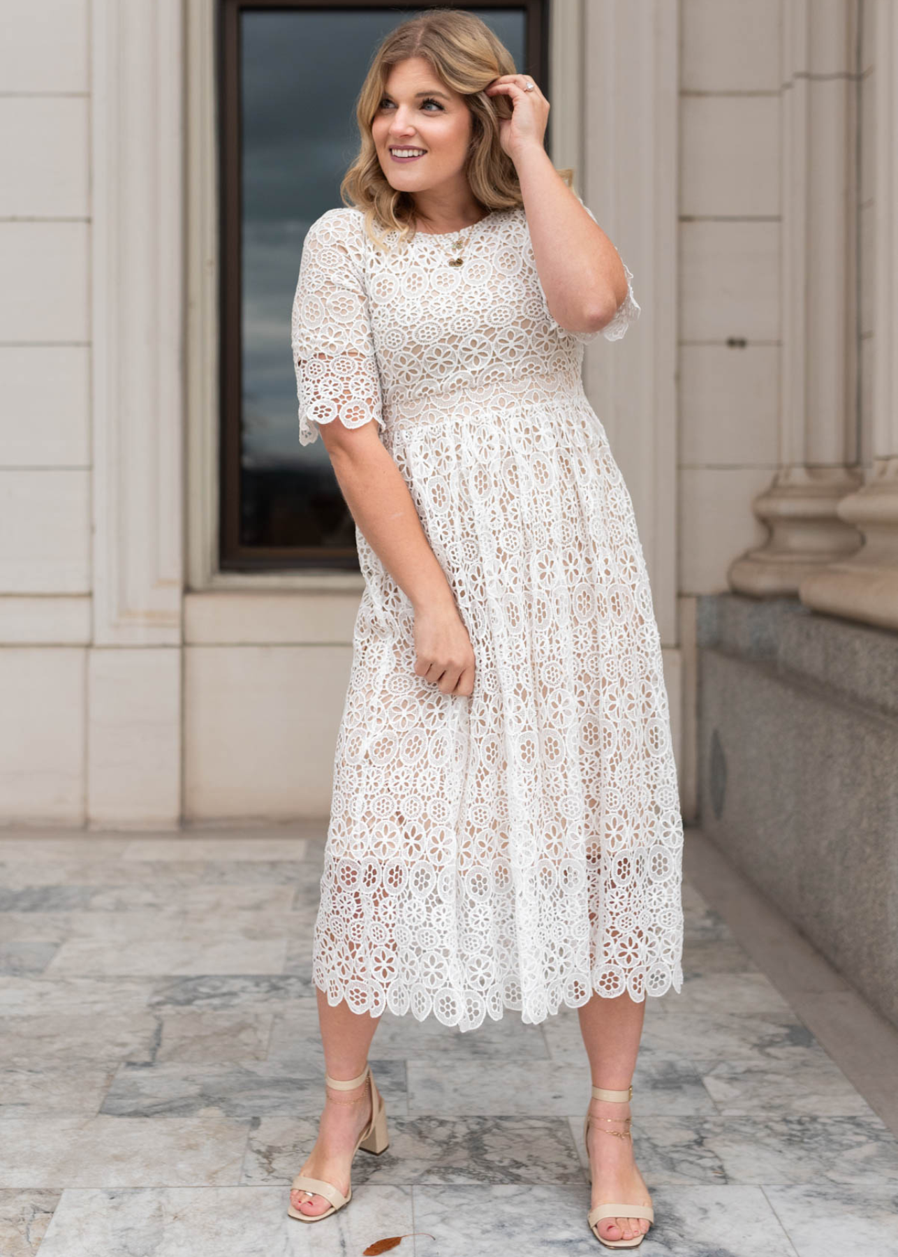 Ivory lace dress with short sleeves