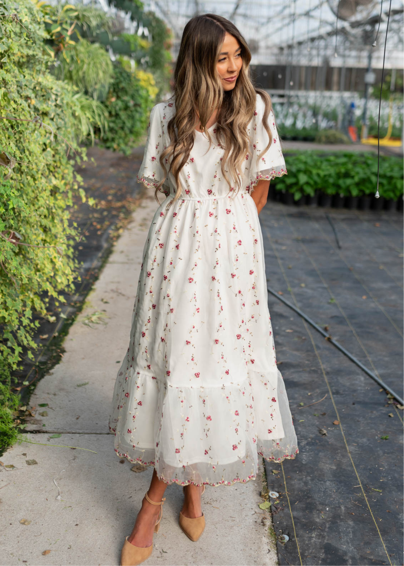 Short sleeve ivory embroidered floral dress
