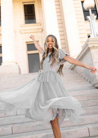 Short sleeve gray dress