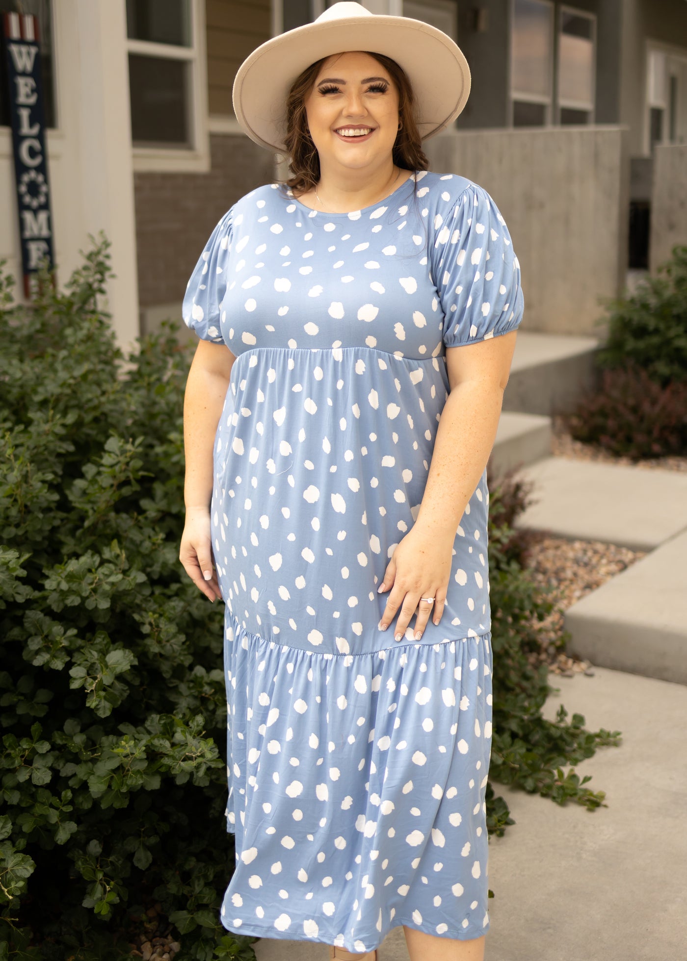 Plus size short sleeve blue dress with white spots