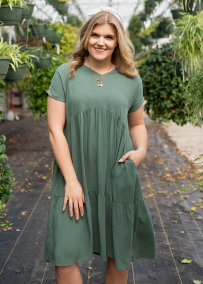 Short sleeve jade tiered dress with pockets