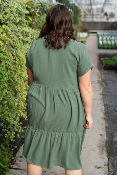 Back view of the plus size jade tiered dress