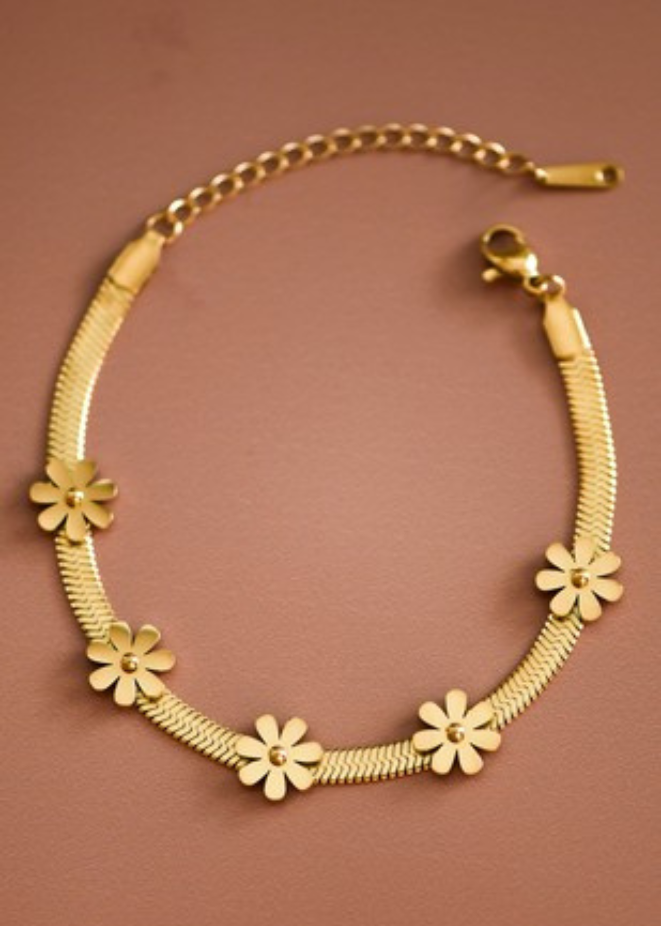 Gold flower chain bracelet