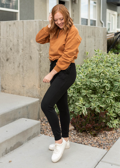 Camel pullover