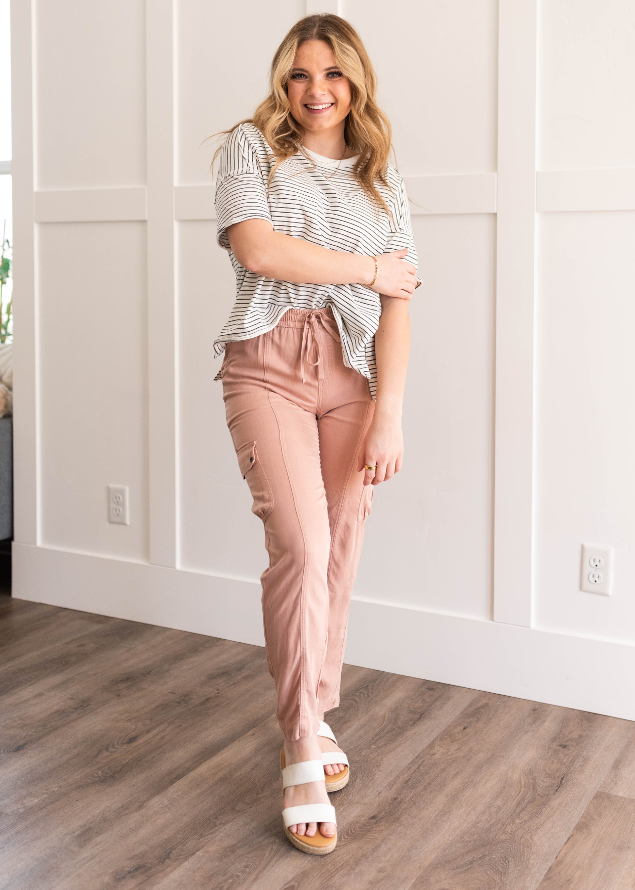 Dusty peach cargo jogger with side pockets