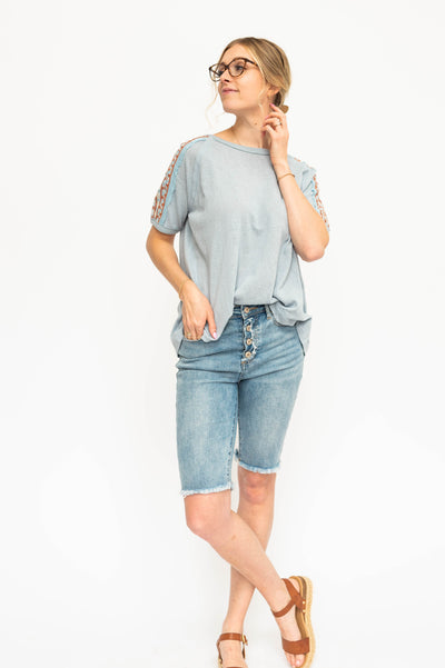 Chambray top with short sleeves
