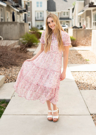 Short sleeve pink floral tiered dress