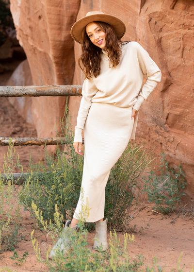Small oatmeal skirt