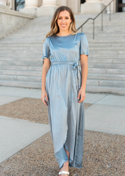 Satin short sleeve blue dress