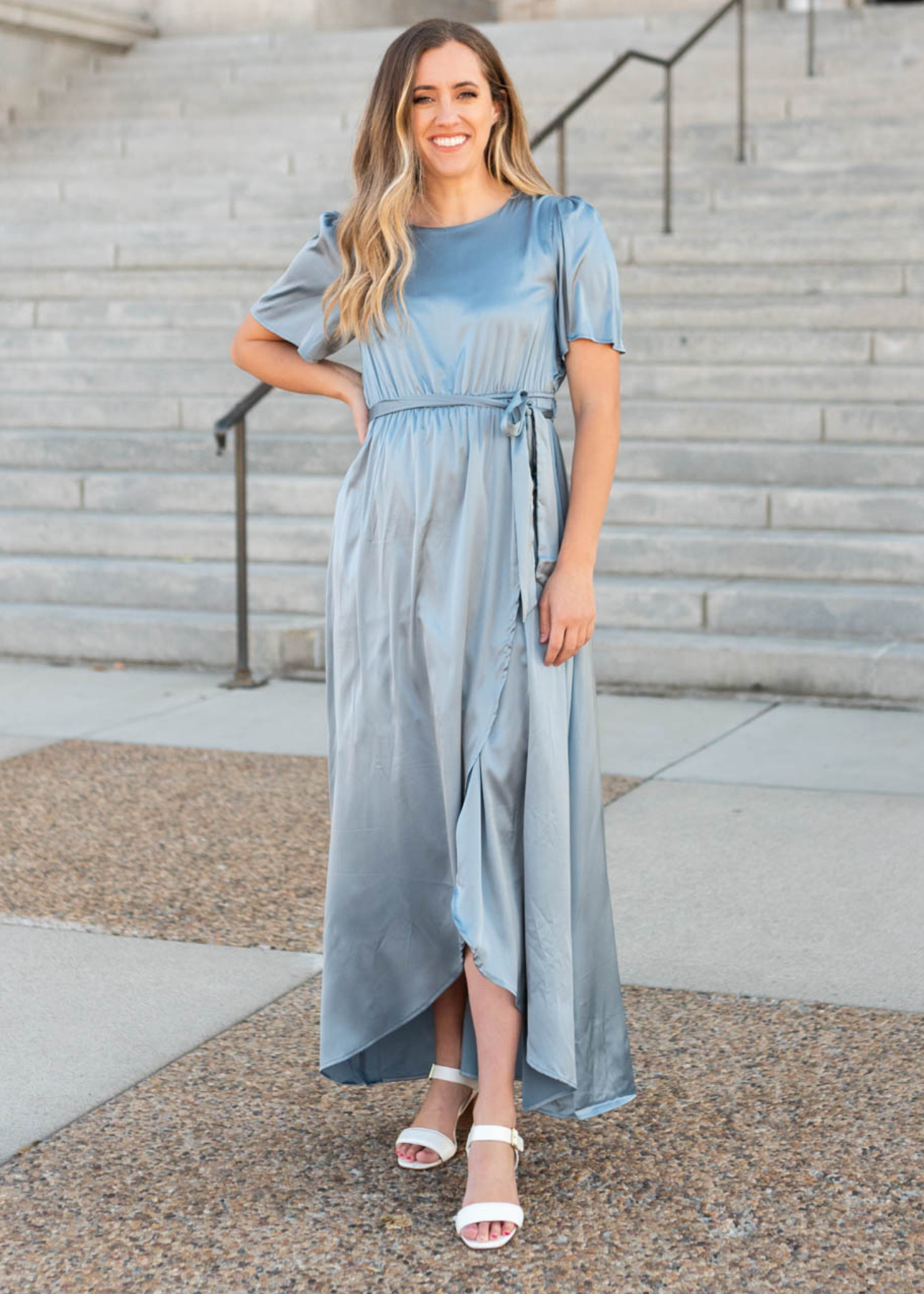 Short sleeve blue dress