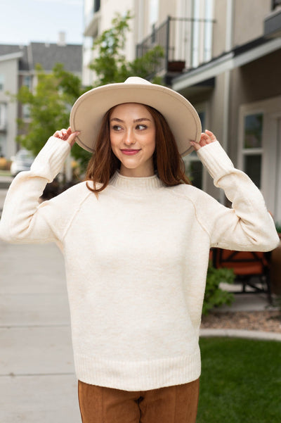 Mock turtle neck ivory sweater