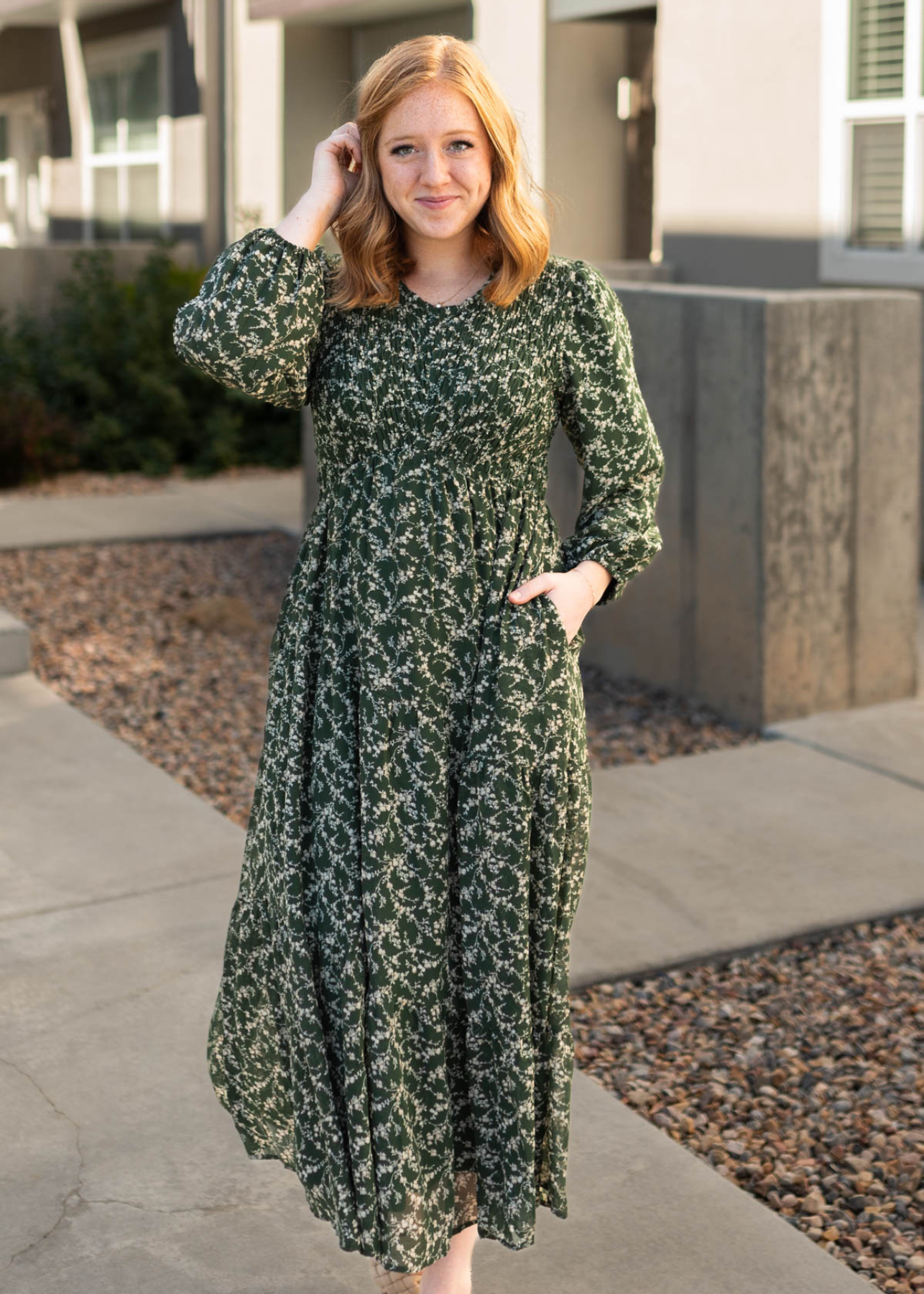 Long sleeve dark green dress with pockets