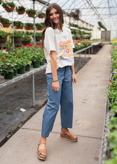 Dahlia White Flower Market T-shirt