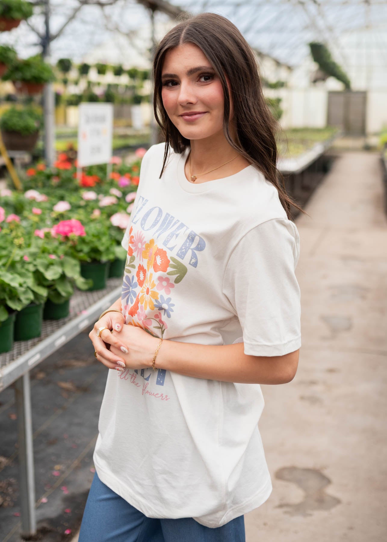 Dahlia White Flower Market T-shirt