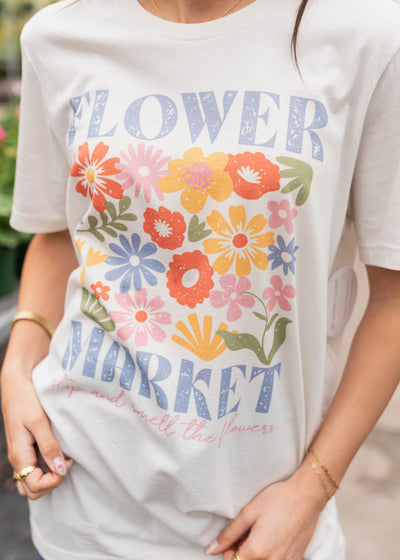 Dahlia White Flower Market T-shirt