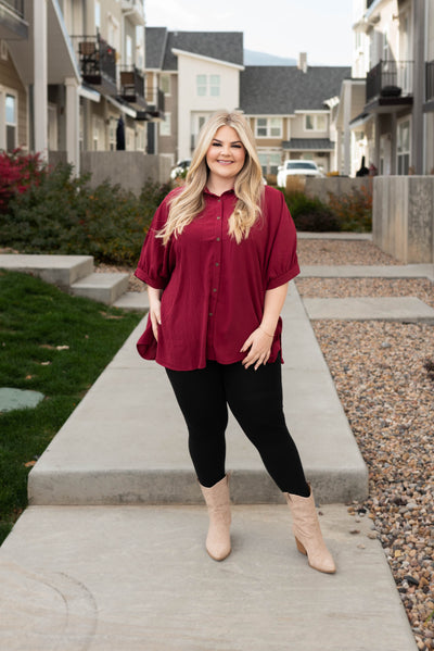 Short sleeve plus size burgundy button down