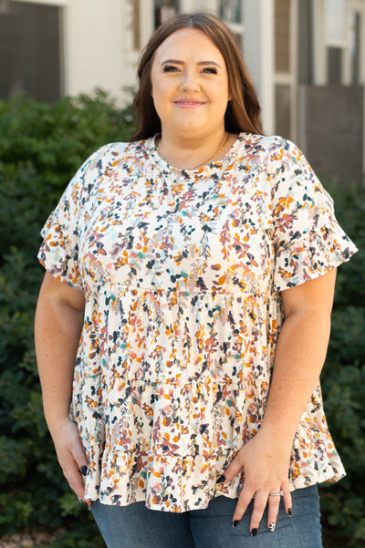 Short sleeve plus size cream top with floral print
