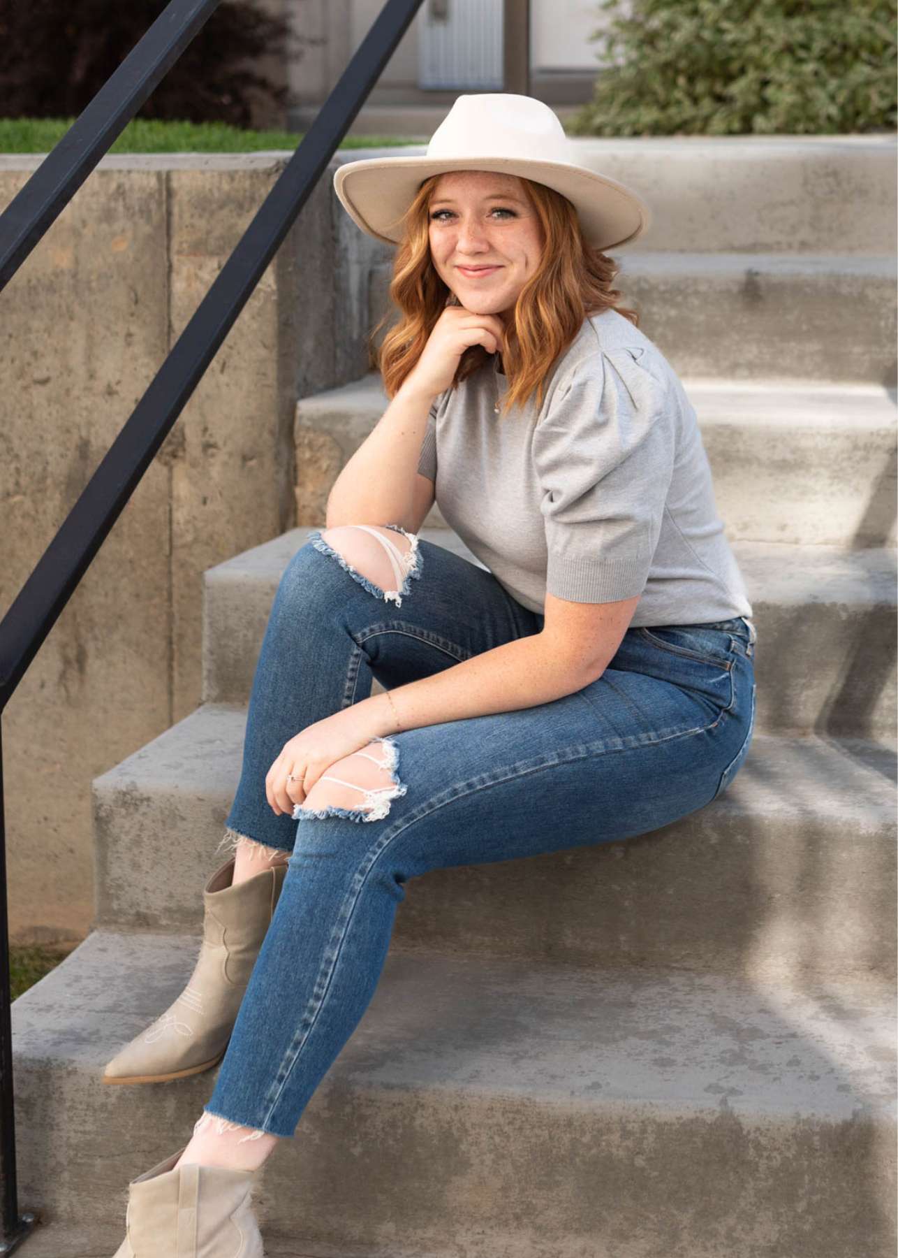 Short sleeve heather grey top