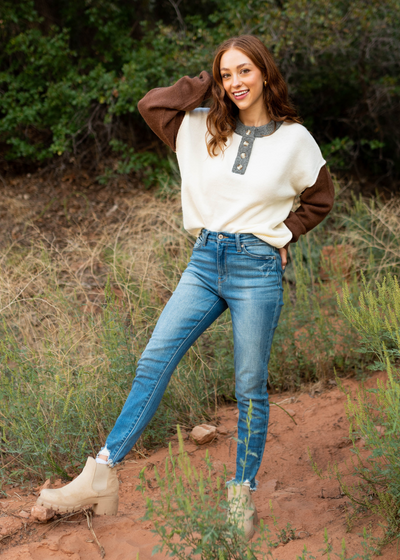 Block color long sleeve oatmeal sweater