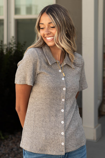 Short sleeve heather grey top with collar and it buttons up