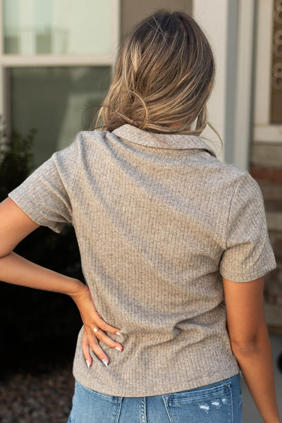 Back view of heather grey top