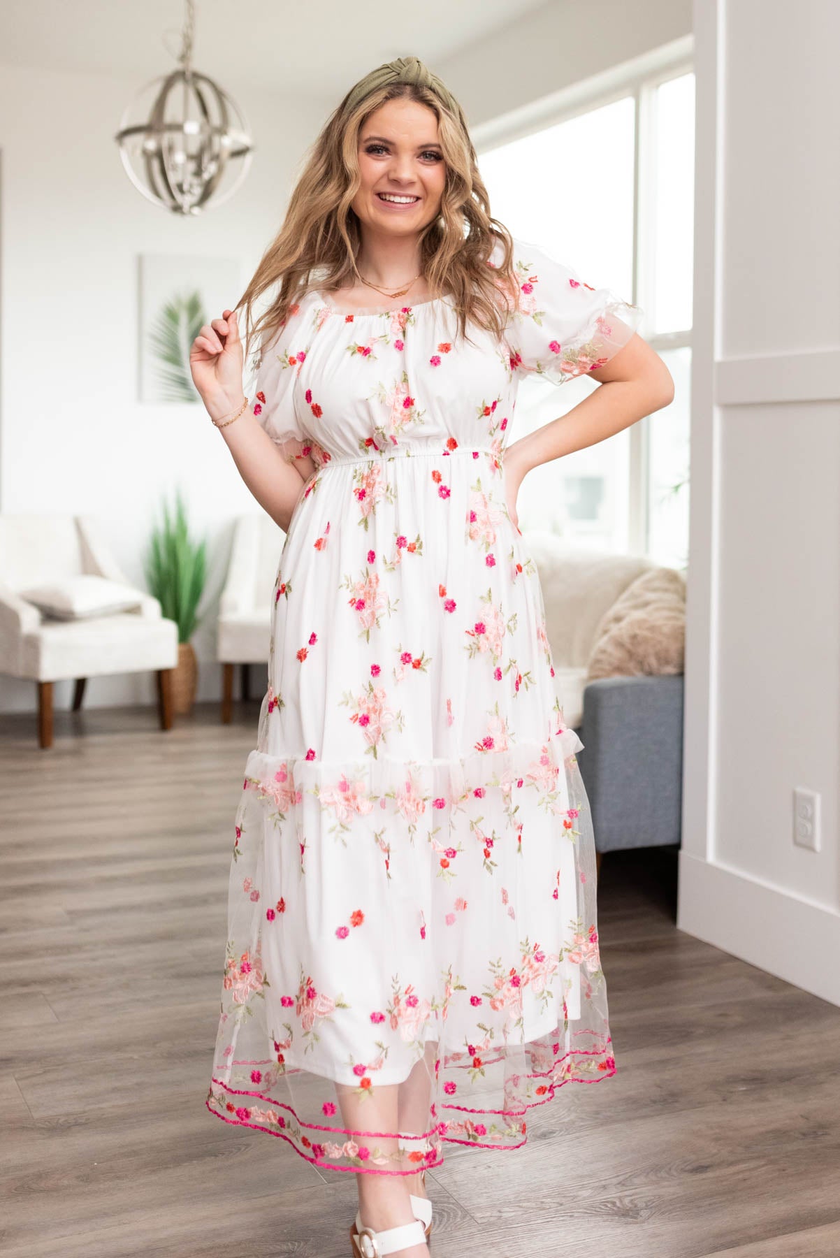 Short sleeve white embroidered floral dress