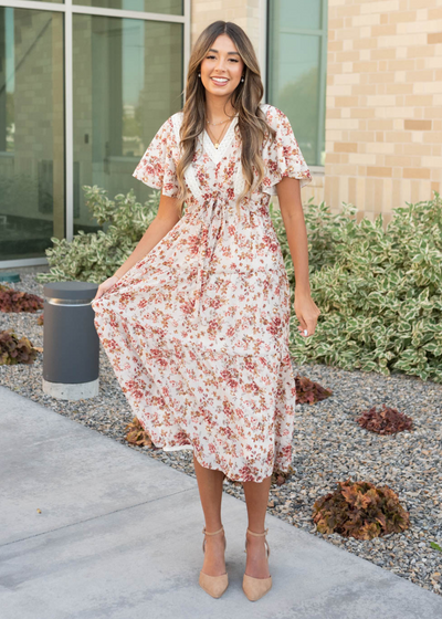 Short sleeve cream floral tiered dress