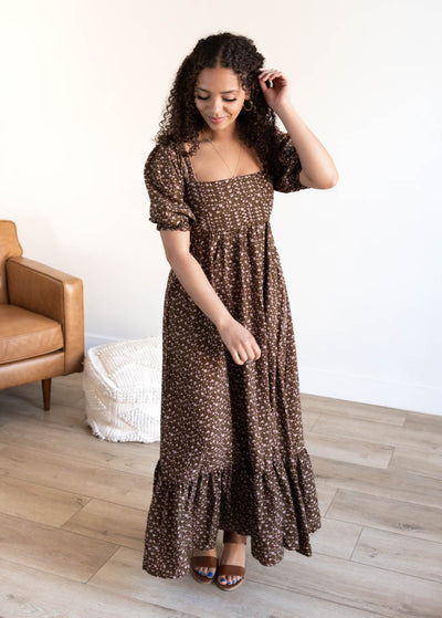 Short sleeve brown floral ruffled dress