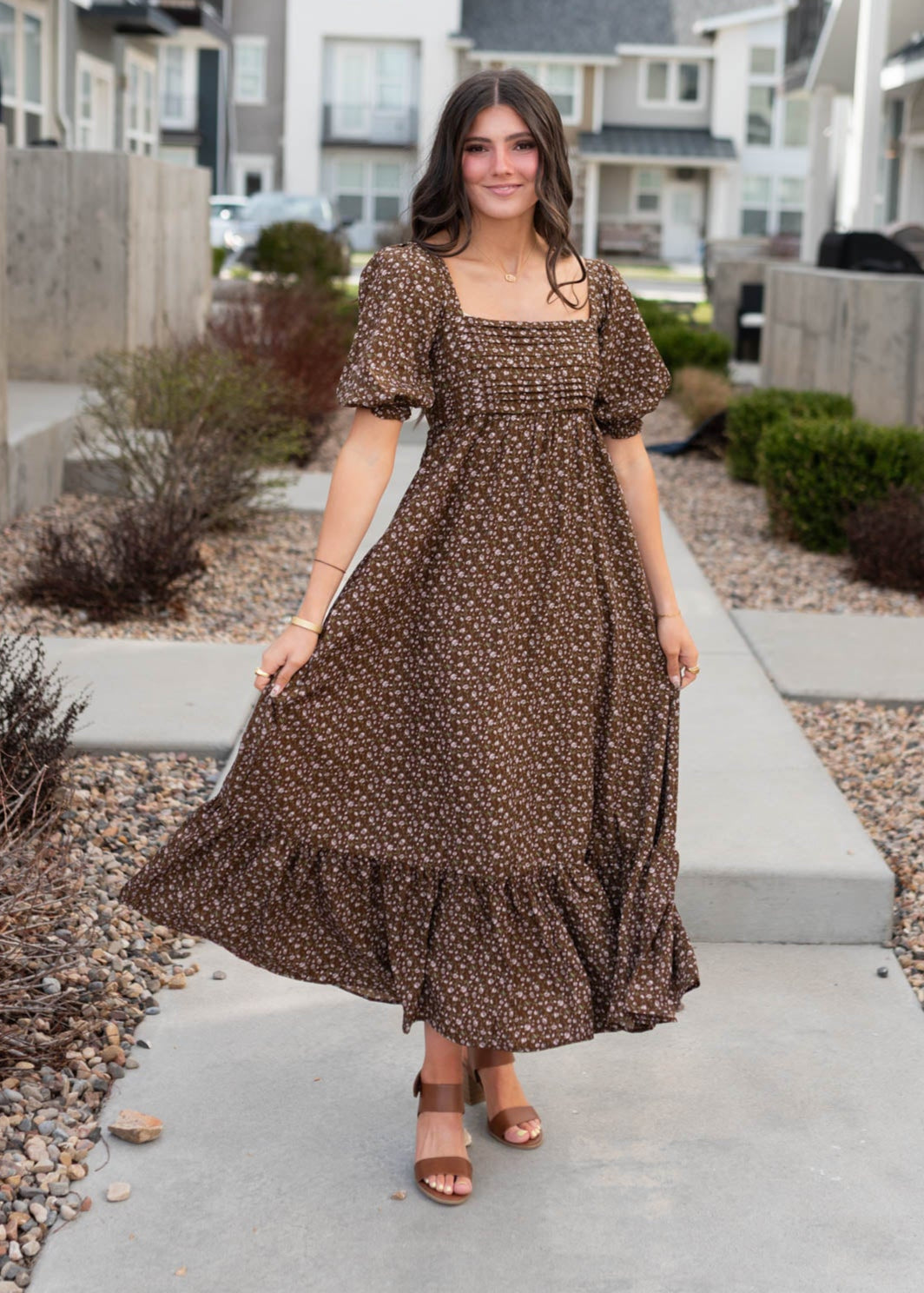Short sleeve brown floral ruffle dress