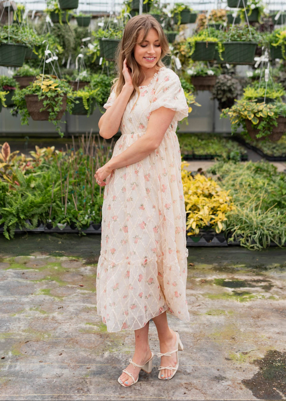 Cream rose dress with an elastic waist