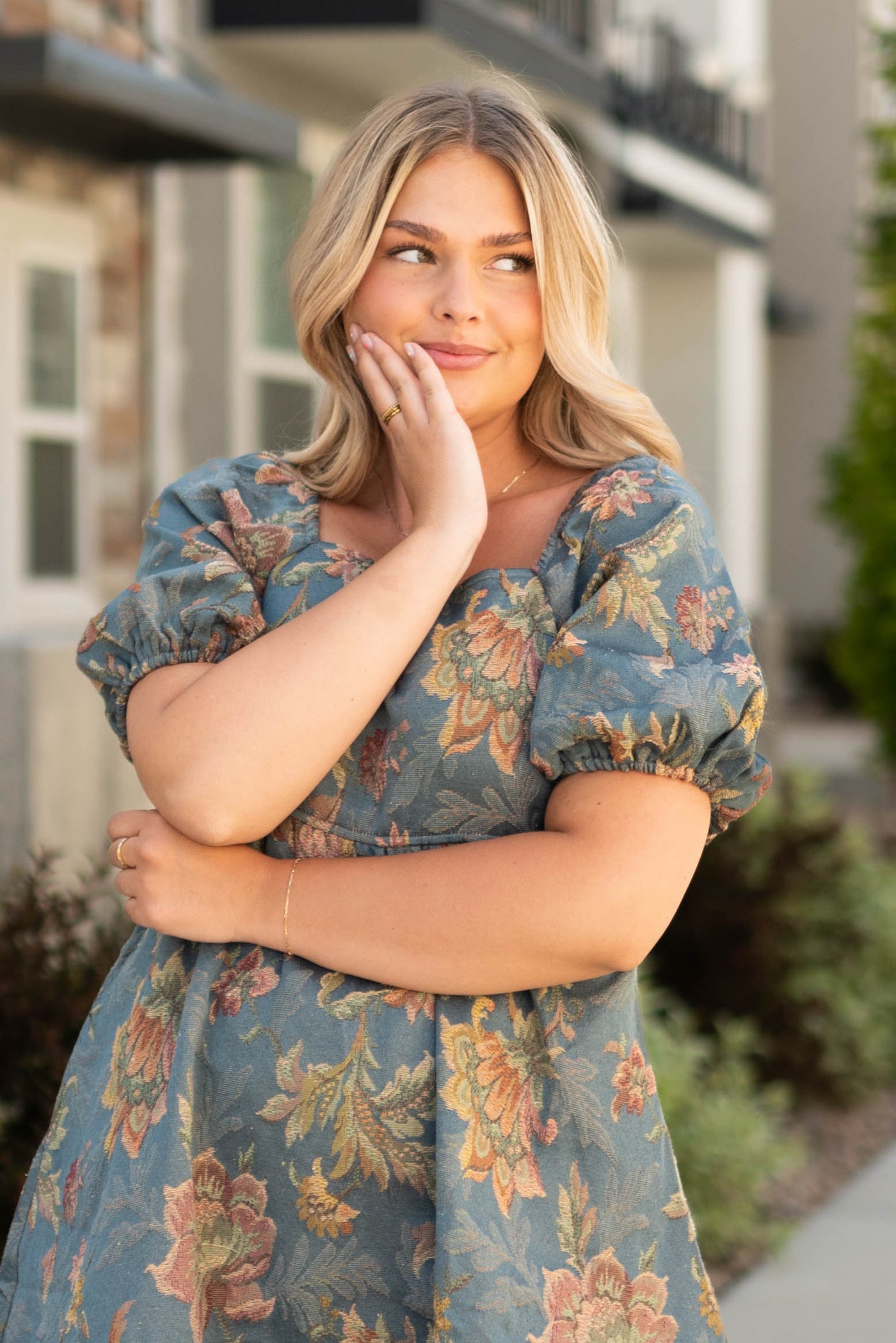 Short sleeve deep floral dress