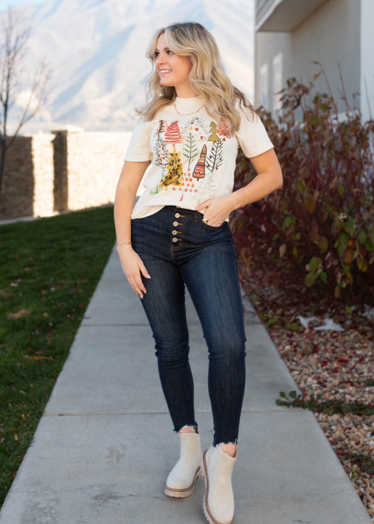 Christmas tree shirt with short sleeves