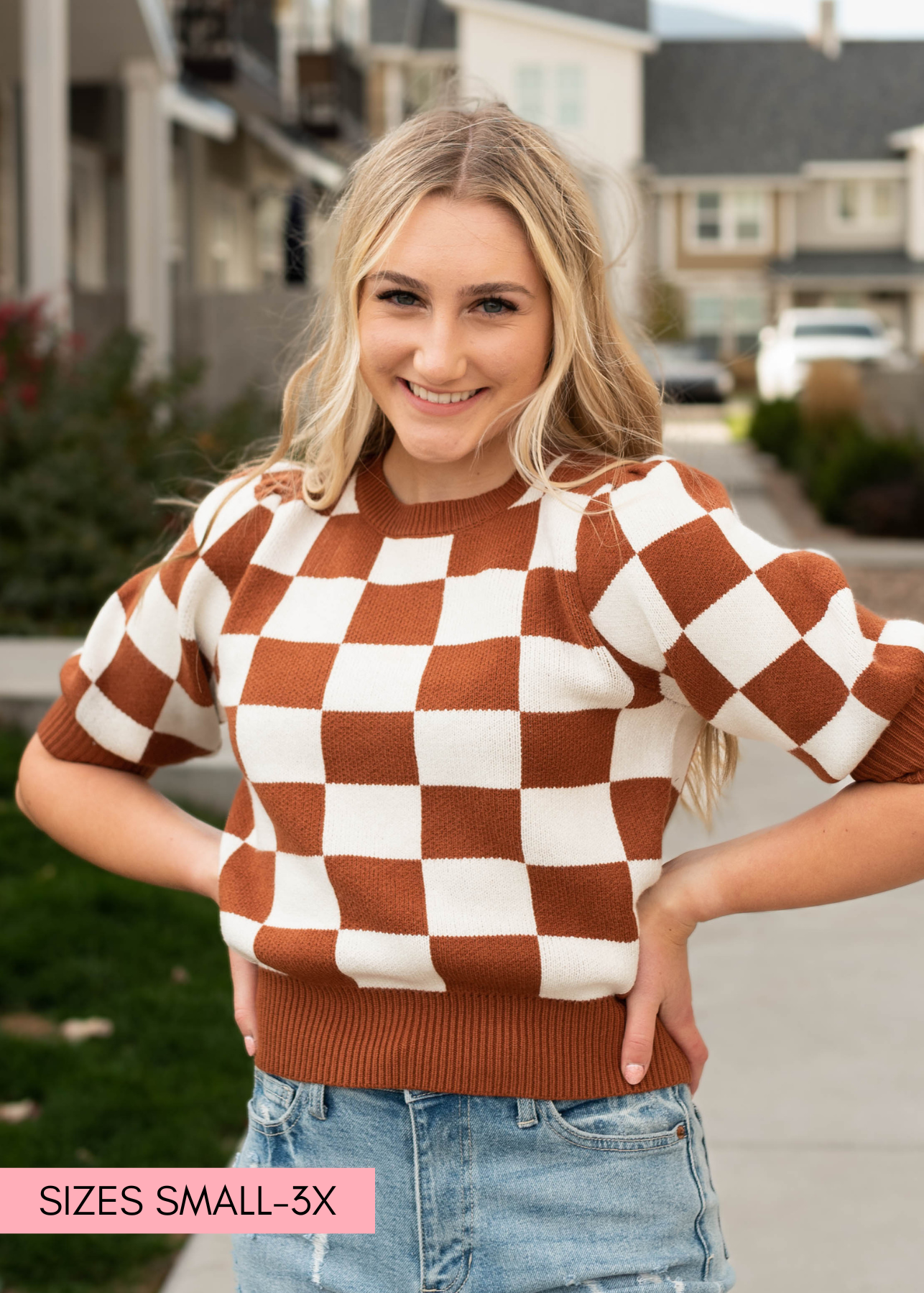 Short sleeve checkered camel sweater