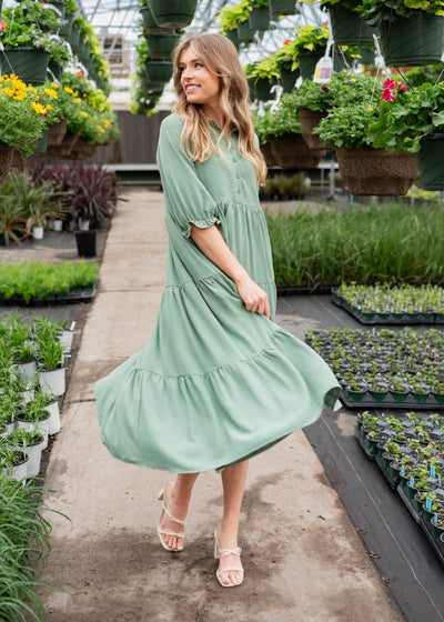 Green collared tiered dress with button up bodice