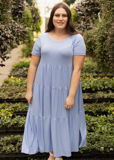 2x medium blue dress with short sleeves