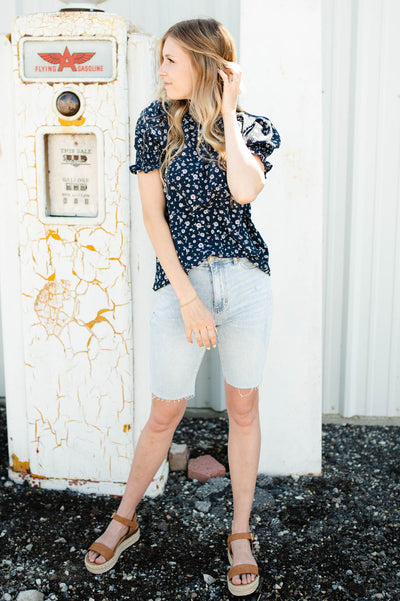 Short sleeve navy floral top