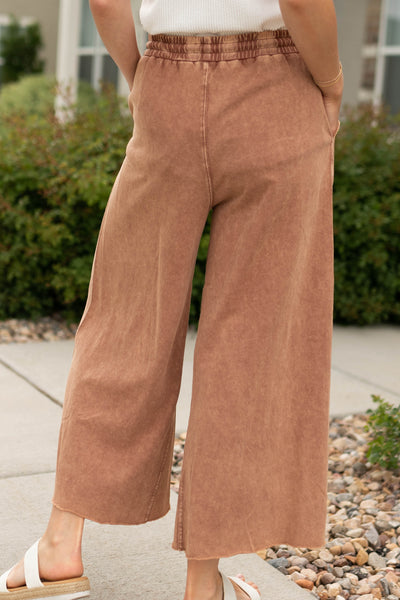 Back view of crop clay pants