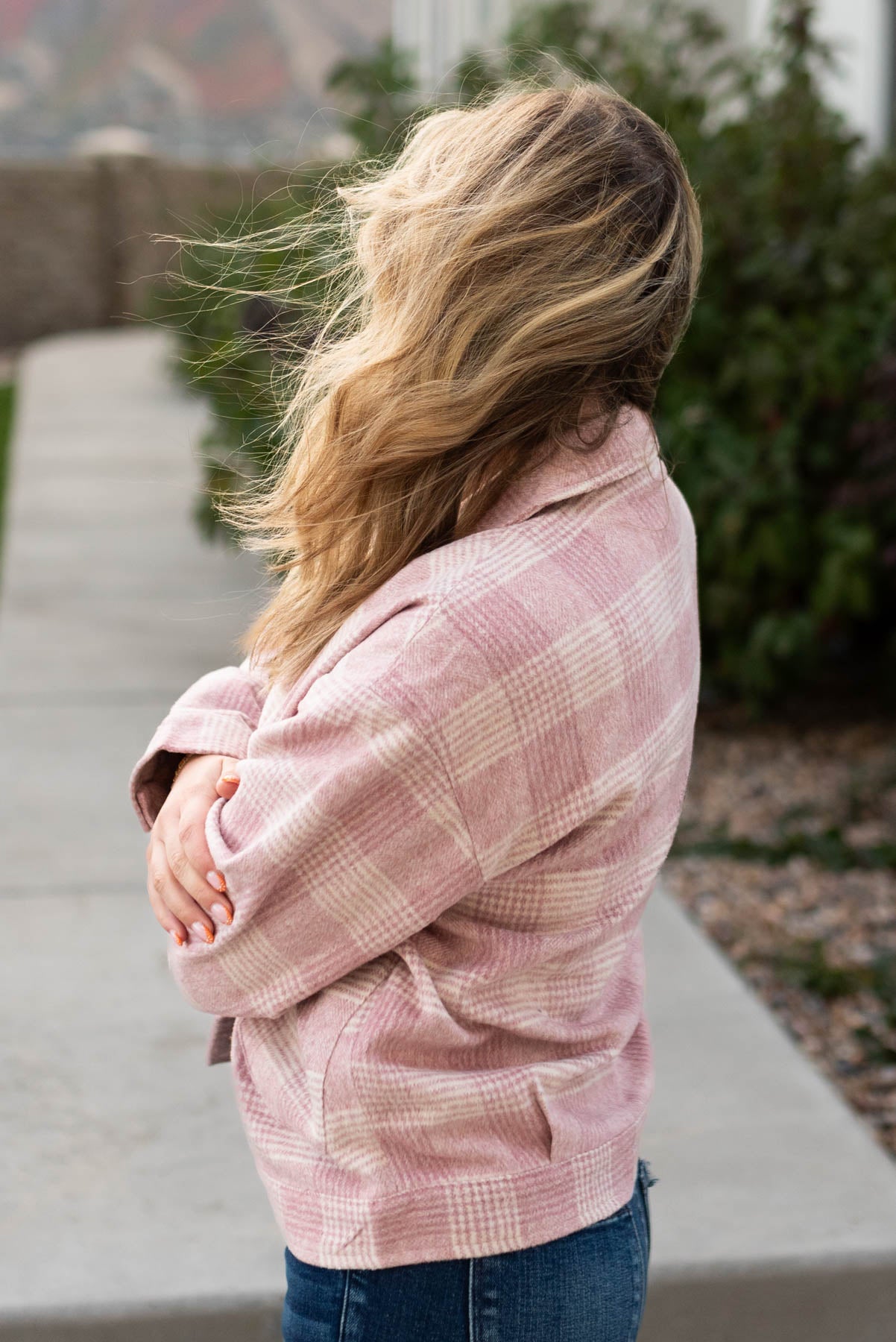 Side view of the pink plaid shacket